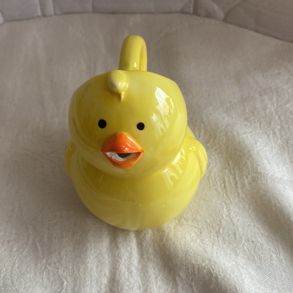 NWOT whimsical chick creamer. Great for Easter or anytime. - Picture 6 of 7